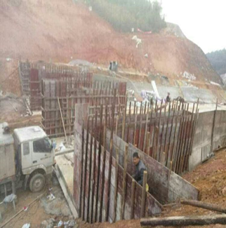 黃陵巴山水庫上游護坡工程